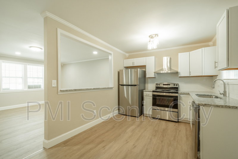 Hixson Condo: 4608 Plaza Hills Ln