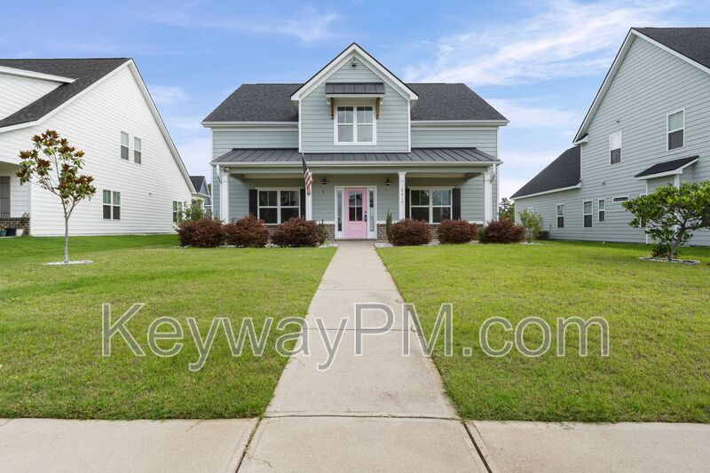 Grovetown House: 2217 Laurens St