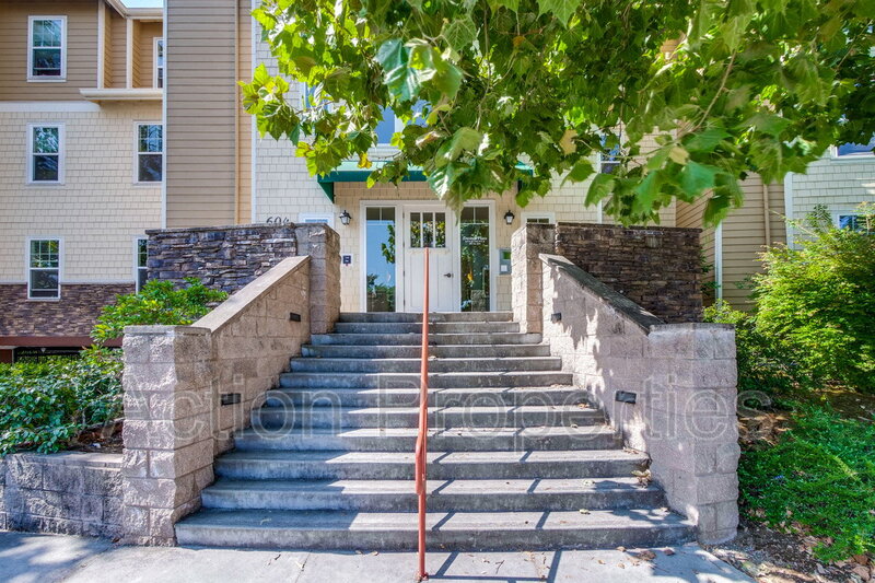 Sunnyvale Condo: 604 S Fair Oaks Ave.