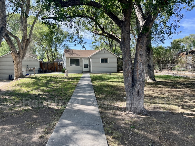 Elko Condo: 659 Elm Street