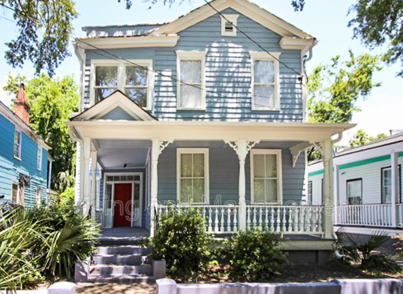 Charleston House: 294 Sumter Street
