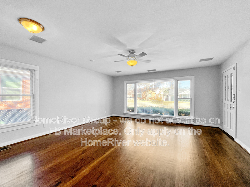 Dallas House: 6164 Saint Moritz Ave