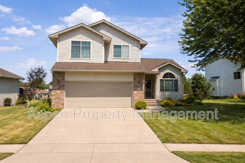 Iowa City House: 626 Tipperary Road