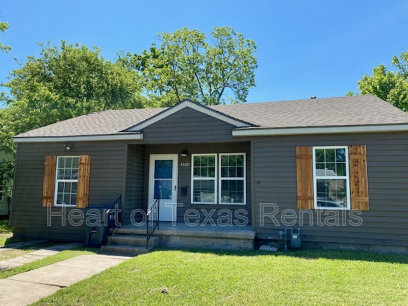 Waco House: 3600 Maple Avenue