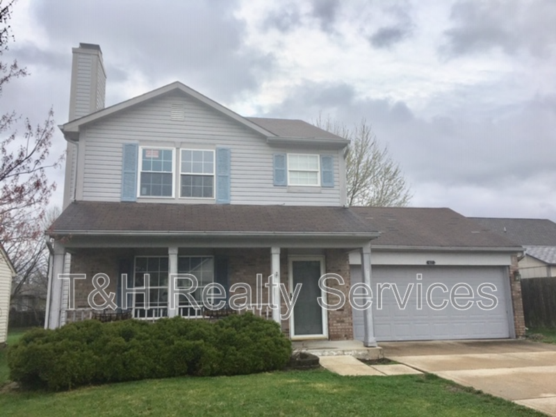 Indianapolis House: 427 Grand Woods Drive