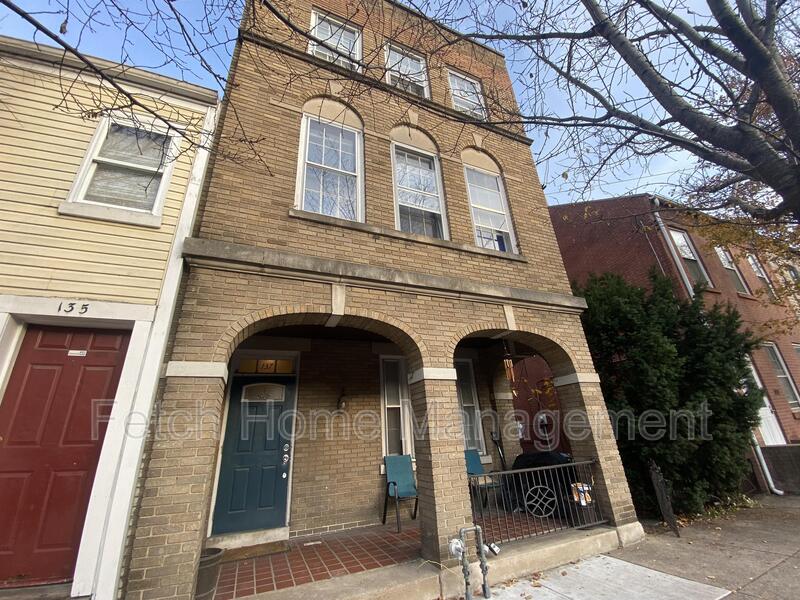 Lancaster House: 137 South Prince Street