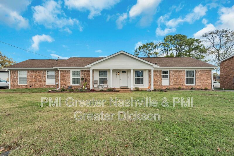 Madison House: 1217 Shawnee Road