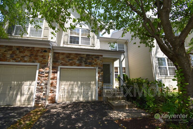 Request a Viewing for 1516 Sweetbriar Drive Tenant Turner