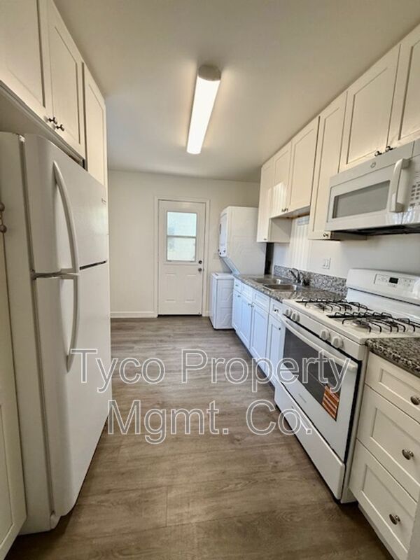 San Diego House: 787 18th Street