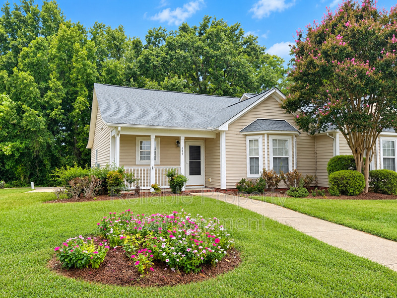 Clayton Townhome: 149 W Moss Creek Dr