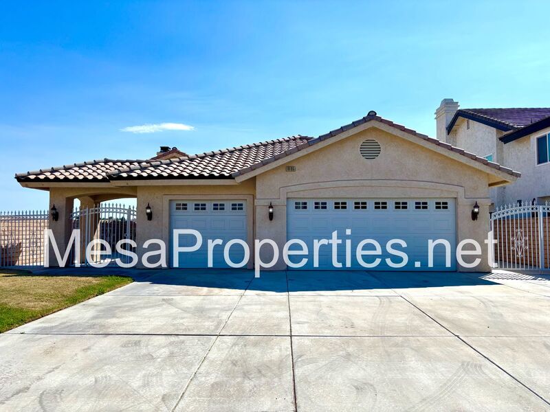 Victorville House: 18195 Harbor Dr