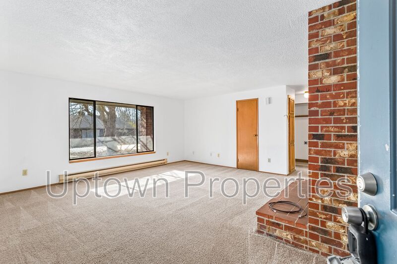 Beaverton House: 5660 SW 180th Ave