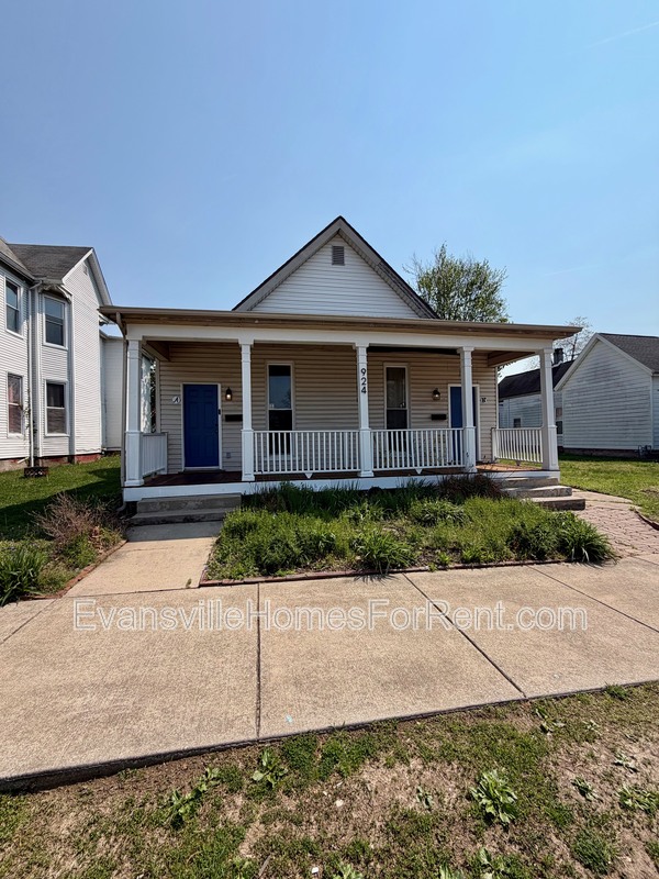 Evansville Condo: 924 Southeast 6th Street - A