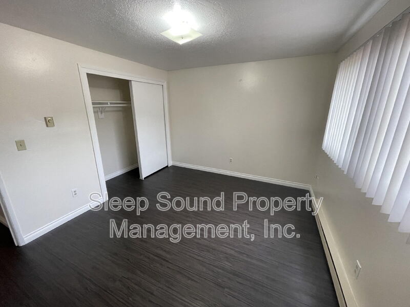 Forest Grove Condo: 3220 22nd Ave