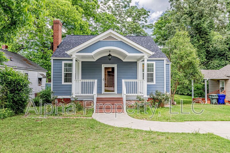 Greenville House: 3 Skyland Drive