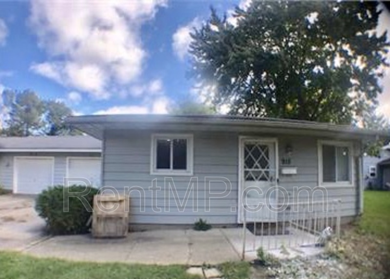 Mount Pleasant Condo: 915 Mulberry Lane