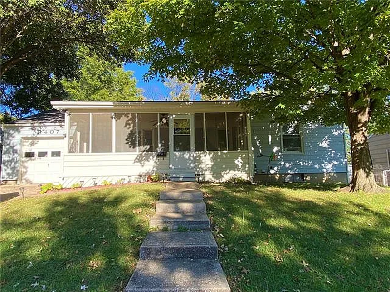 Independence House: 3407 N Pleasant St