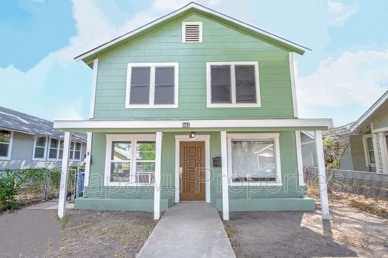 San Antonio House: 342 Vine B