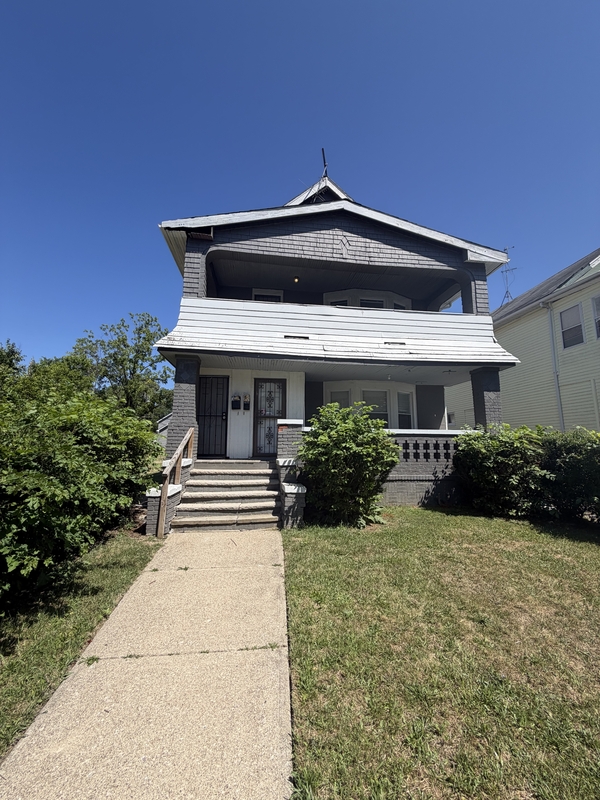 Cleveland Condo: 3349 East 125th Street - Upstairs