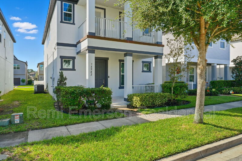 Winter Garden House: 14942 Guava Bay Dr
