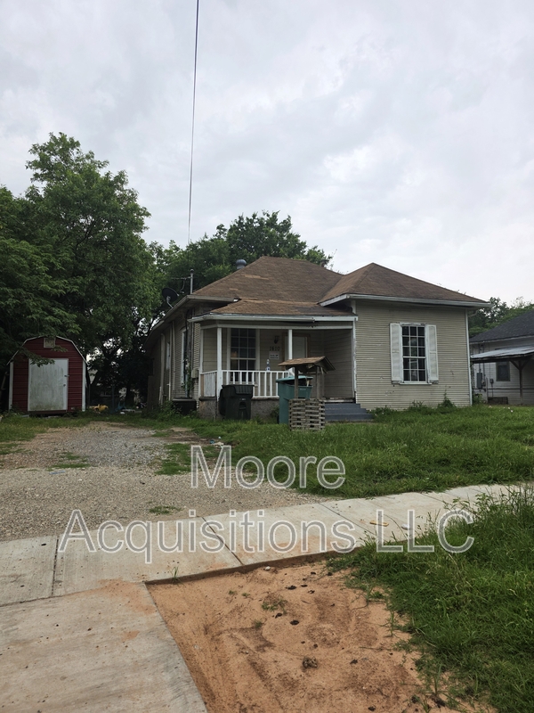 Sherman House: 1410 Chaffin Street