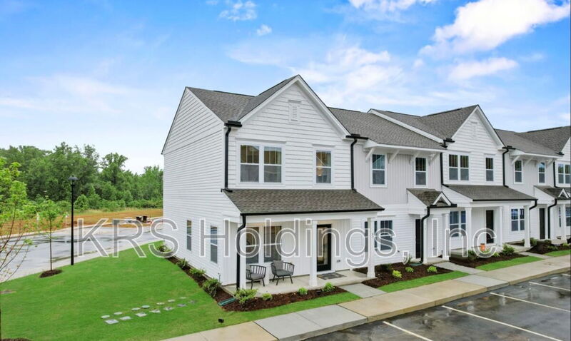 Lillington Townhome: 47 Camel Crazies Place