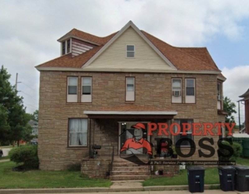 Michigan City House: 802 Pine