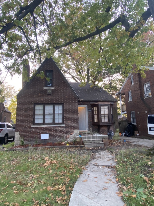 Detroit House: 5051 Berkshire St