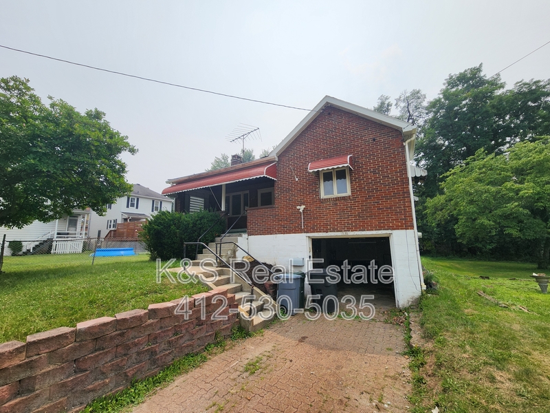 White Oak House: 1152 Pennsylvania Avenue