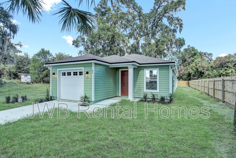 Jacksonville House: 63 53rd St W