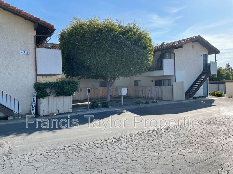 Vista Condo: 412 Plymouth Drive