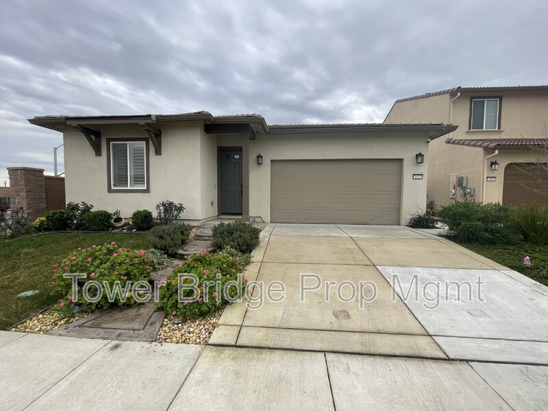 Sacramento House: 5603 Drifton Way