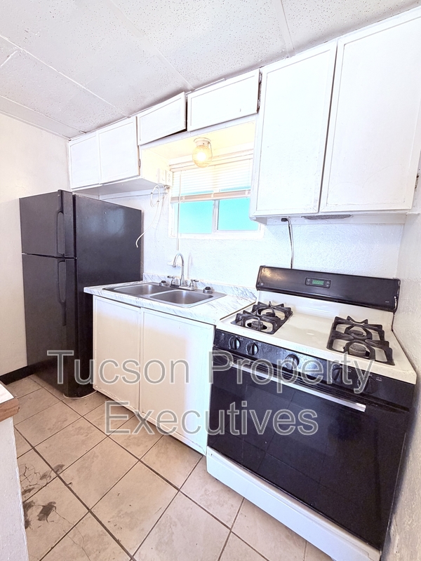 Tucson Condo: 1435 East Benson Highway - 7