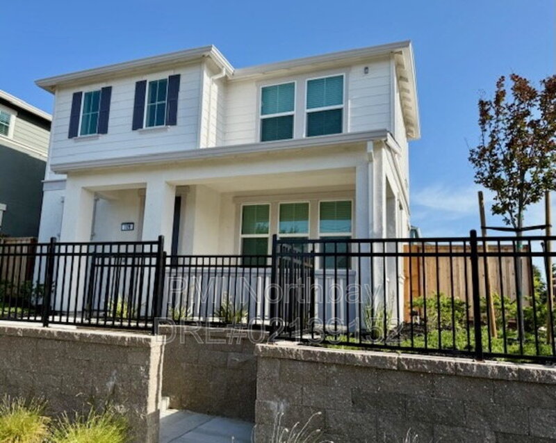 Suisun City House: 109 Clownfish Street