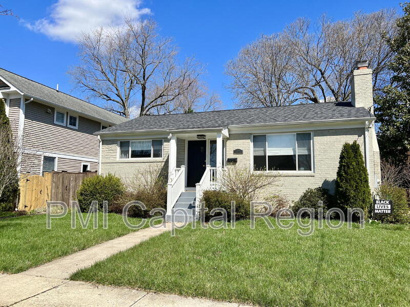 Kensington House: 5005 Druid Dr