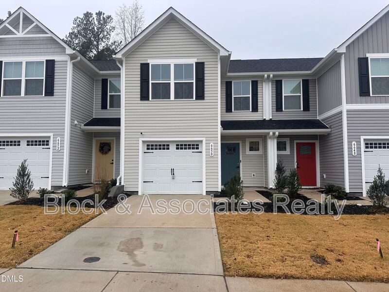 Raleigh House: 6650 Gibraltar Rock Dr