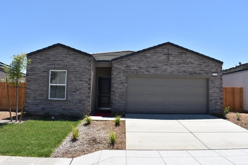 Fresno House: 4470 North San Clemente Avenue