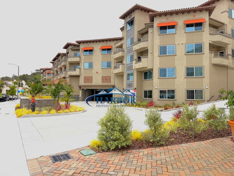 Rolling Hills Estates Condo: 927 Deep Valley Drive