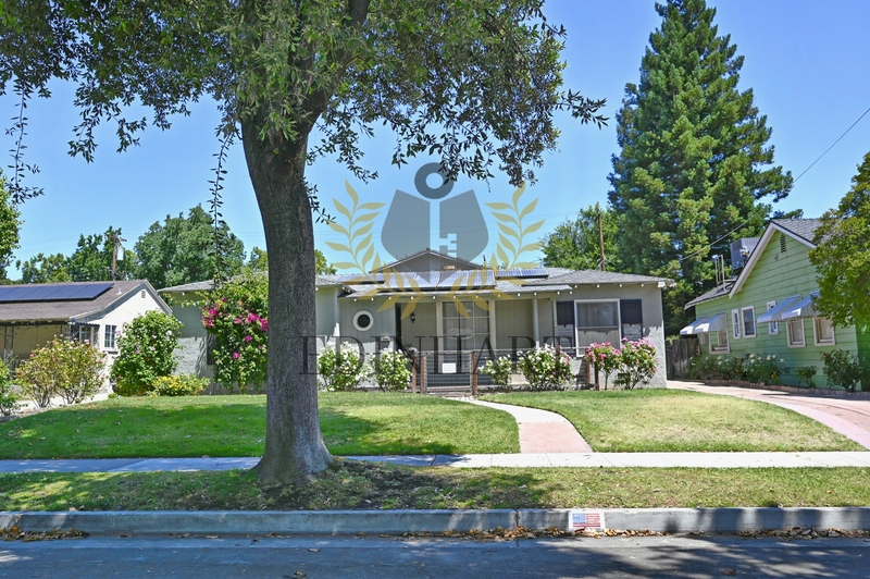 Fresno House: 145 East University Avenue