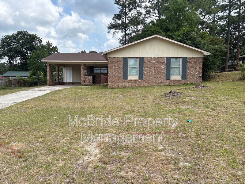 Augusta House: 2941 Rollingwood Drive