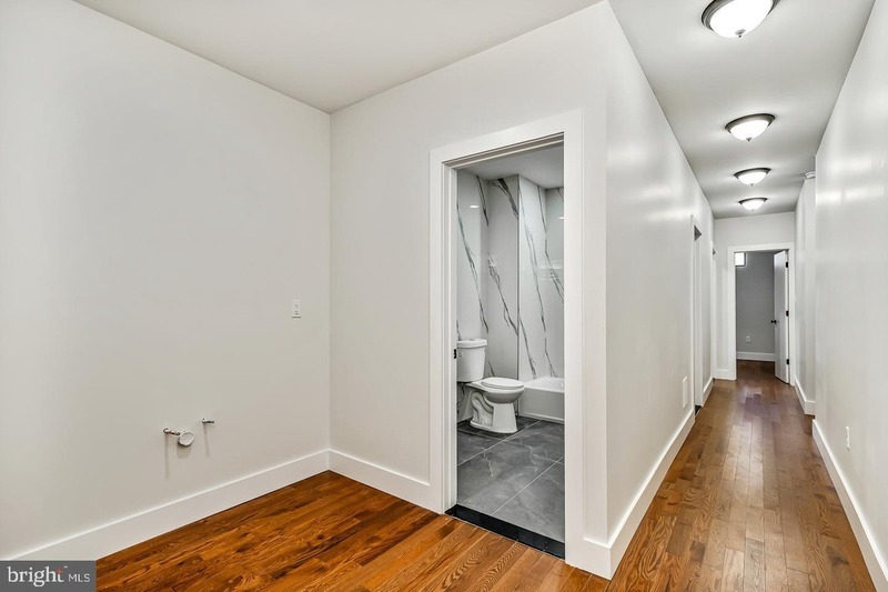 Philadelphia Condo: 182 E Huntingdon