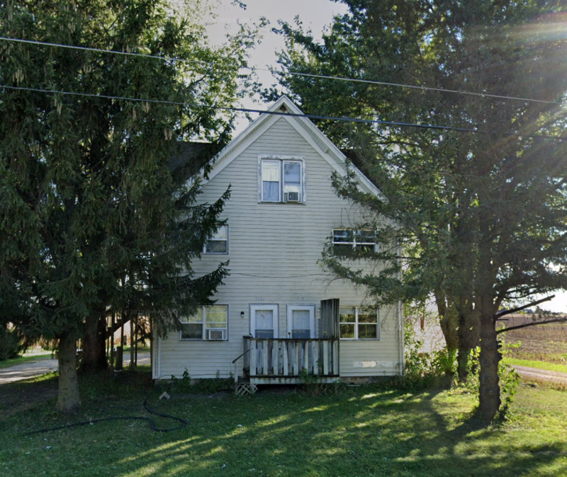 Fremont Condo: W9857 Wisconsin 96 - W9857 1/2