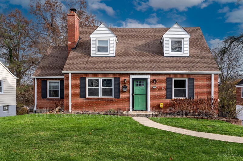 Cincinnati House: 5618 Leumas Rd