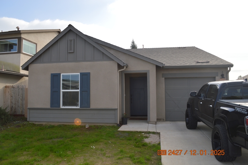 Waterford House: 12040 Reid Ct