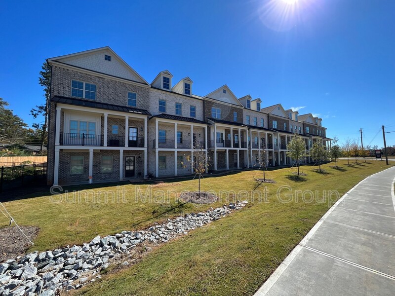 Lawrenceville Condo: 859 Duck Walk Way - 1