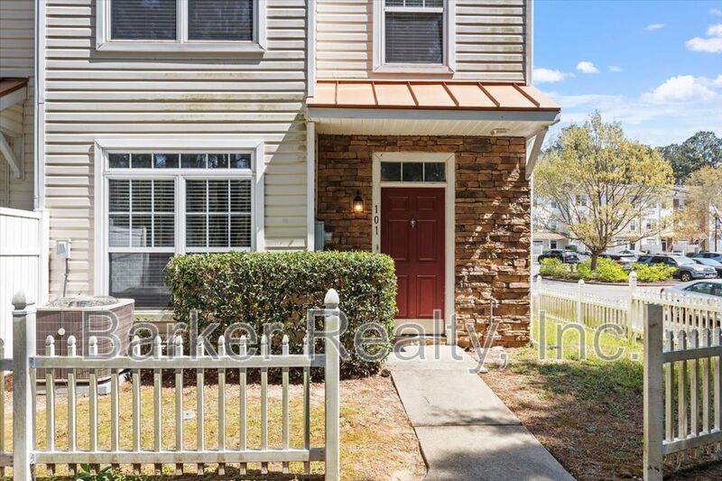 Raleigh Townhome: 11731-101 Mezzanine Drive