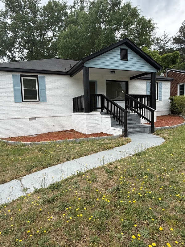 Columbus House: 2822 East Wynnton Lane