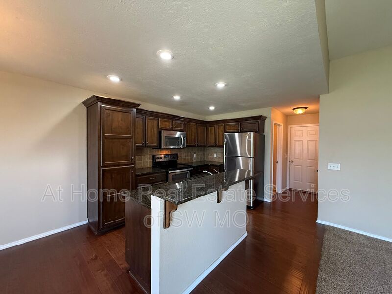Springfield House: 4593 W Greenridge