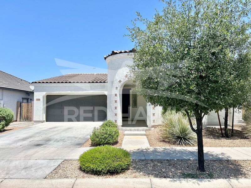 Queen Creek House: 22550 E Via Las Brisas