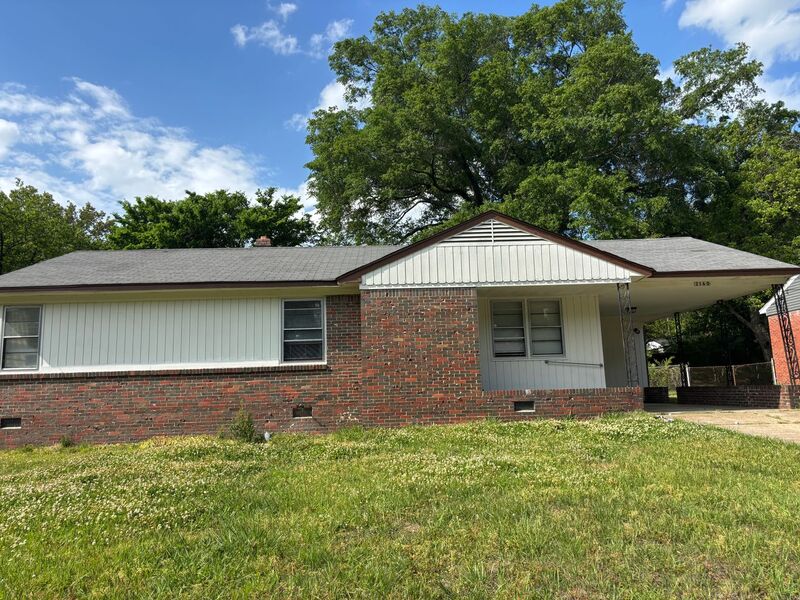 Memphis House: 2160 Saint Elmo Ave